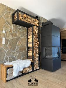 Postel nebo postele na pokoji v ubytování Chata Slanický Grúň