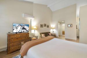 Ένα ή περισσότερα κρεβάτια σε δωμάτιο στο Ideal for Solo or Couples - Ski Trip Haven - 1Bed