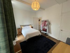 Posteľ alebo postele v izbe v ubytovaní Le Douet Fleury - Chambre d'Hôtes et Gîtes