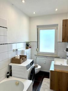 Ένα μπάνιο στο LYMA Suites - Family Suite S66