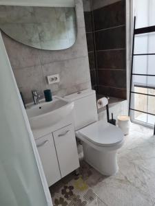 Ένα μπάνιο στο Haus Sunset