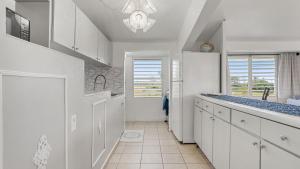 Φωτογραφία από το άλμπουμ του Yellow House Unit A - 2 min walk to the Beach σε Aguada +21 φωτογραφίες