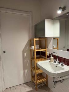 Ένα μπάνιο στο Apartment in Tignale - Gardasee 54742