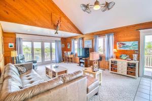 Χώρος καθιστικού στο 4158 - Maddie Mermaid's Beach House