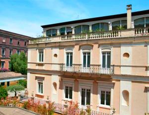 Afbeelding uit fotogalerij van Hotel Villa del Bosco in Catania