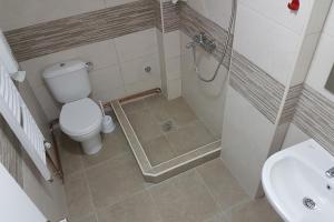 Kopalnica v nastanitvi Apartmani Simić Valjevo
