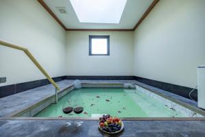 Бильярд в YiPiao Courtyard Hot Spring Resort Xiaotang Resot Xiaotangshan Beijing