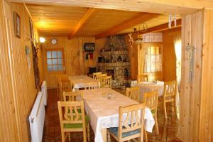 Fotografie z fotogalerie ubytování Pension Crizantema v destinaci Vatra Moldoviţei