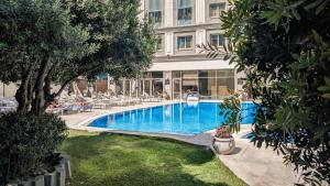Πισίνα στο ή κοντά στο Istanbul Gonen Hotel