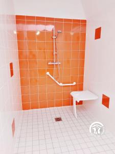 Ένα μπάνιο στο Les Petits Blés d'Or, gîte 2 personnes