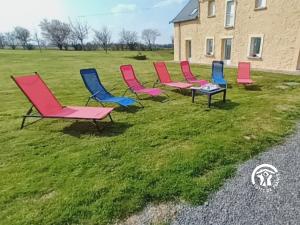Κήπος έξω από το Domaine du trèfle, gîte 12 personnes