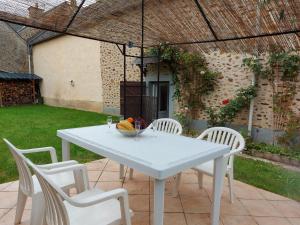 Κήπος έξω από το Les Bruyères