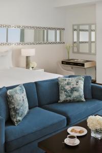 Un lugar para sentarse en JA Ocean View Hotel, Jumeirah Beach Dubai