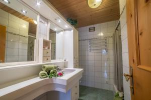 Koupelna v ubytování Appartements Millinger