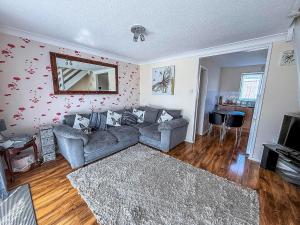 Gallery image of 5 Berth Chalet To Hire In Hemsby Near Hemsby Beach Ref 18117B in Hemsby +8 photos