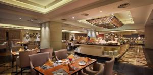 Restoran atau tempat lain untuk makan di Sunway Putra Hotel Kuala Lumpur