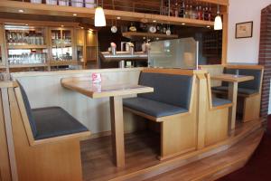 Lounge nebo bar v ubytování Hotel Ripken