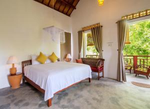 Imagen de la galería de Blue Beach Village Homestay, en Hoi An