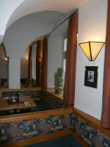 Posezení v ubytování Hotel Goldene Krone Innsbruck
