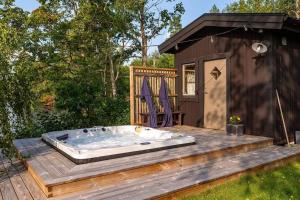 Fotografie z fotogalerie ubytování Småland pur in direkter Seelage v destinaci Hjorted