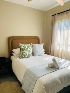 Galeriebild der Unterkunft Stunning modern 2 bedroom apartment in Waterfall Ridge in Midrand