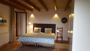 Postel nebo postele na pokoji v ubytování Cas Ferrer + 36 fotografií