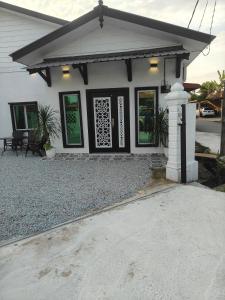 Budova, kde se prázdninový dům nachází