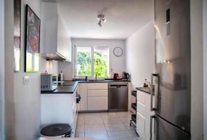 Kuchyň nebo kuchyňský kout v ubytování Penthouse property Terazas de la Bahia de Casares