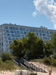 Budynek, w którym mieści się apartament