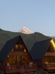 Gallery image of Baza Cottages Kazbegi in Stepantsminda