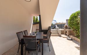 Μπαλκόνι ή βεράντα στο 2 Bedroom Beautiful Home In Posedarje