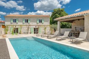 Bassein majutusasutuses Villa Lapidea by Istrialux või selle lähedal