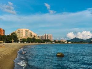 Foto dalla galleria di Hong Kong Gold Coast Hotel a Hong Kong