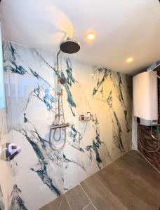Koupelna v ubytování Core Luxury Suites