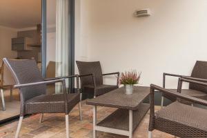 Ein Sitzbereich in der Unterkunft Villa Baltic Sun