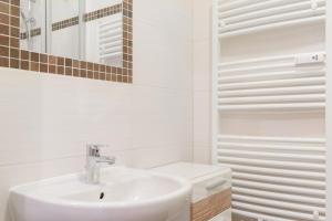 Ein Badezimmer in der Unterkunft Seepark Sellin FeWo AG Whg 314