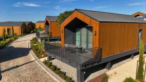 Το κτήριο όπου στεγάζεται  το ξενοδοχείο