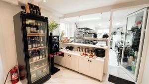 Köök või kööginurk majutusasutuses Vion Sea Boutique Hotel - Golem Durrës