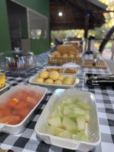 Φαγητό σε αυτό το κάμπινγκ ή κάπου εκεί κοντά