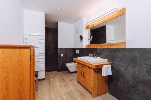 Η κουζίνα ή μικρή κουζίνα στο Ferienwohnung Ringspitz +2 φωτογραφίες