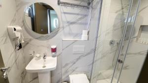 Vannituba majutusasutuses Vion Sea Boutique Hotel - Golem Durrës