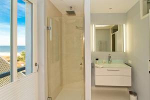 Ein Badezimmer in der Unterkunft Strandresidenzen Bansin, Ostseepalais 08