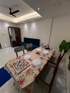 Χώρος καθιστικού στο Auraville Homestay
