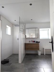 Bilik mandi di Innas Hus Boldixumerstr , Wyk +10 gambar