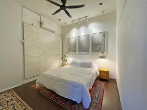 Ένα ή περισσότερα κρεβάτια σε δωμάτιο στο The Nook Holiday Home Cozy, Stylish, Swimming Pool +16 φωτογραφίες