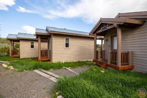 Budova, kde se farma nachází