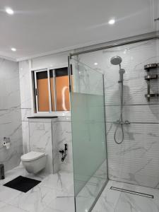 Ένα μπάνιο στο Manami Appartementen AlHoceima