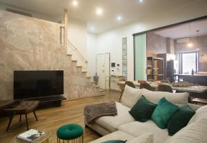 Μια τηλεόραση ή/και κέντρο ψυχαγωγίας στο Porto n 3 luxury home - The Fab Stay