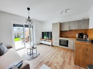 Dapur atau dapur kecil di Haus Luca - an den Müritzer Küstenwiesen