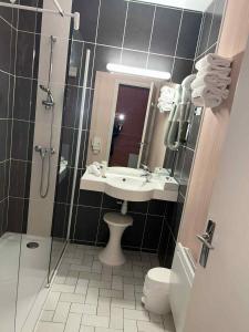 Φωτογραφία από το άλμπουμ του Logis Hôtel du Pont Neuf σε Le Veurdre